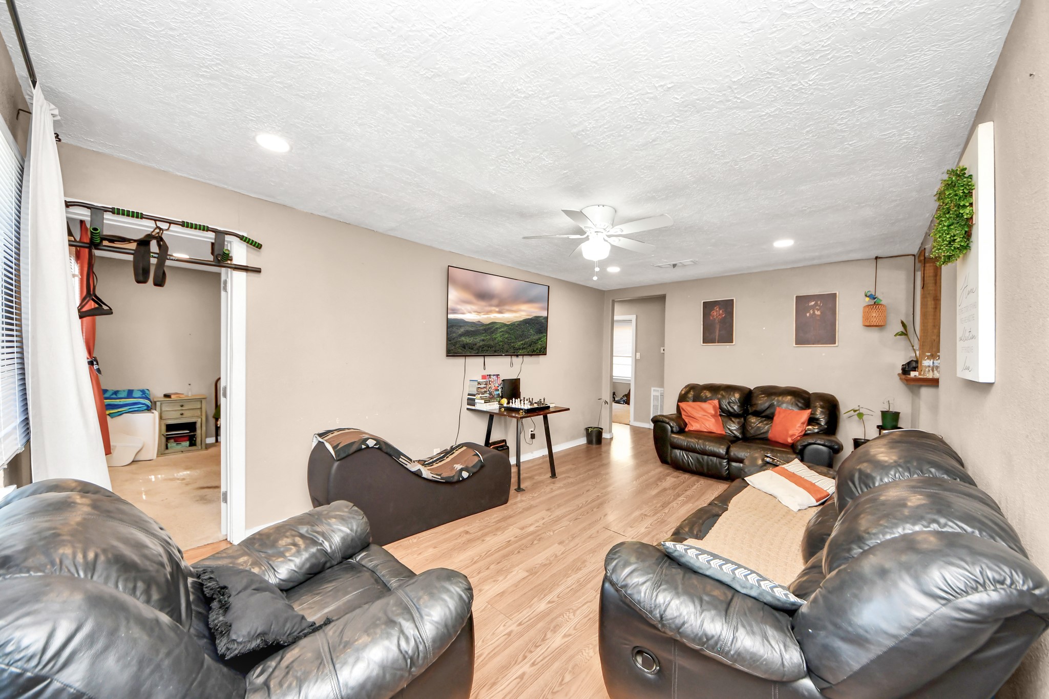 1806 Miami Road Pasadena, TX 77502 - Photo 11 of 34