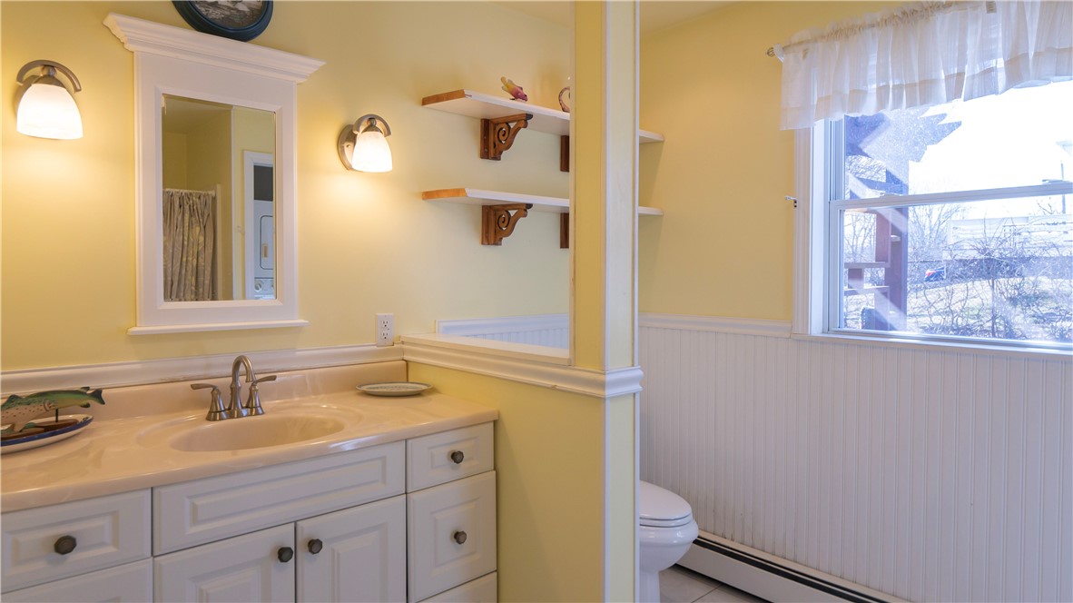 83 Bliss Mine Road Newport, RI 02840 - Photo 16 of 41