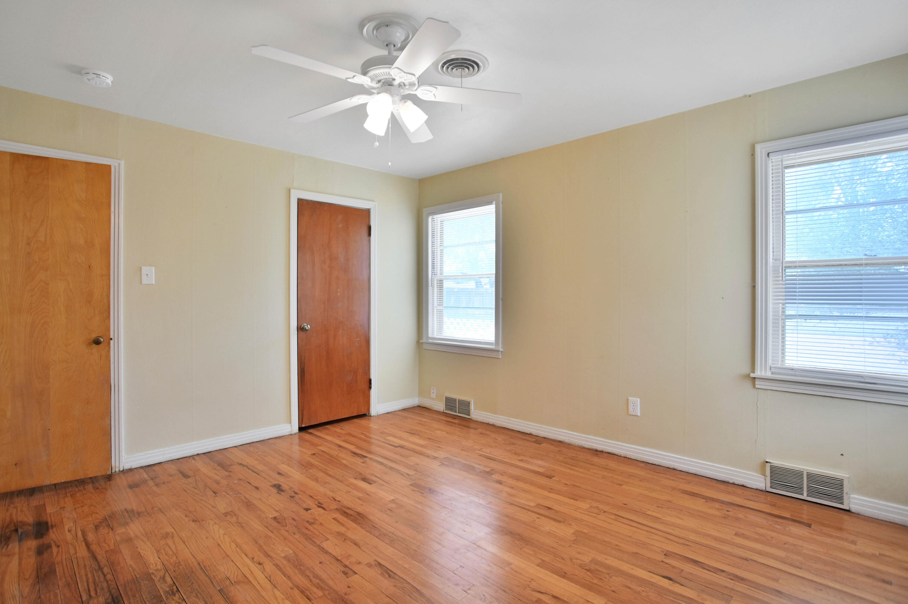 3501 26th Street Lubbock, TX 79410 - Photo 32 of 39 DSC_6340