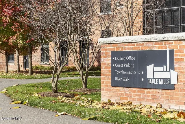 $1,200,000 | 160 Water Street, Unit 407, Williamstown, MA 01267