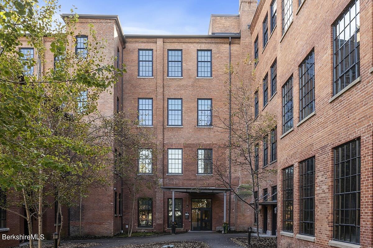 160 Water Street, Unit 407 Williamstown, MA 01267 - Photo 27 of 31 160 Water Street Unit 401 Williamstown M