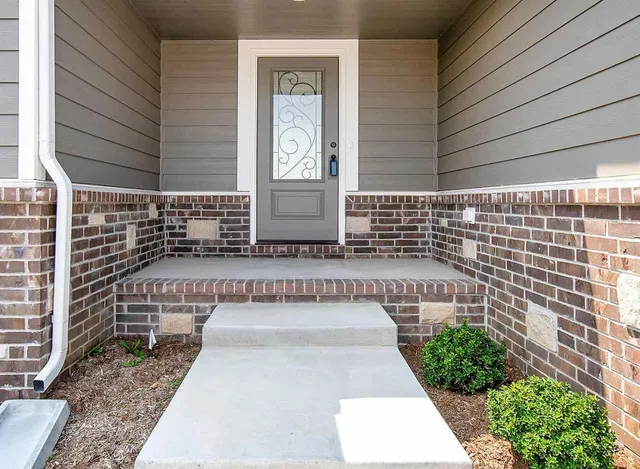 $322,428 | 705 North Casado Court, Goddard, KS 67052