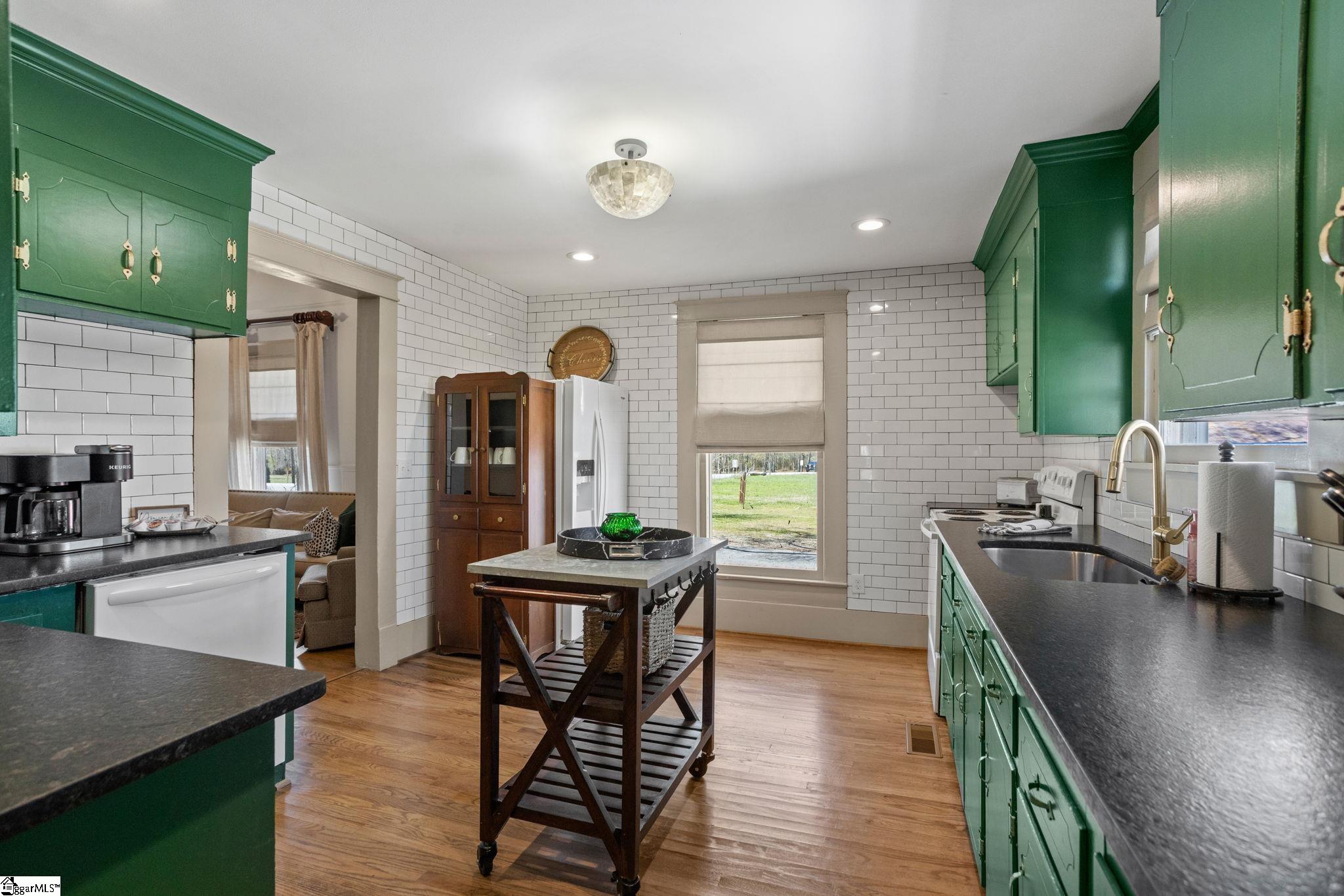 108 Main Street Pelzer, SC 29669 - Photo 19 of 48