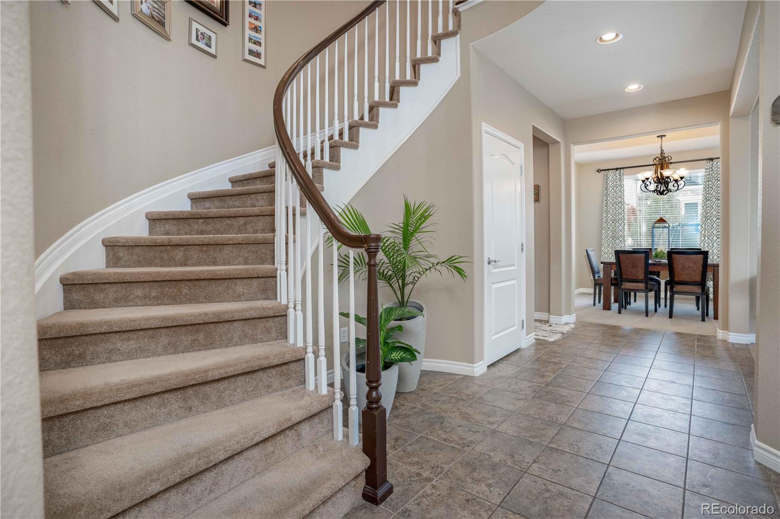 10795 Huntwick Street Highlands Ranch, CO 80130 - Photo 6 of 40 Gallery Image 6