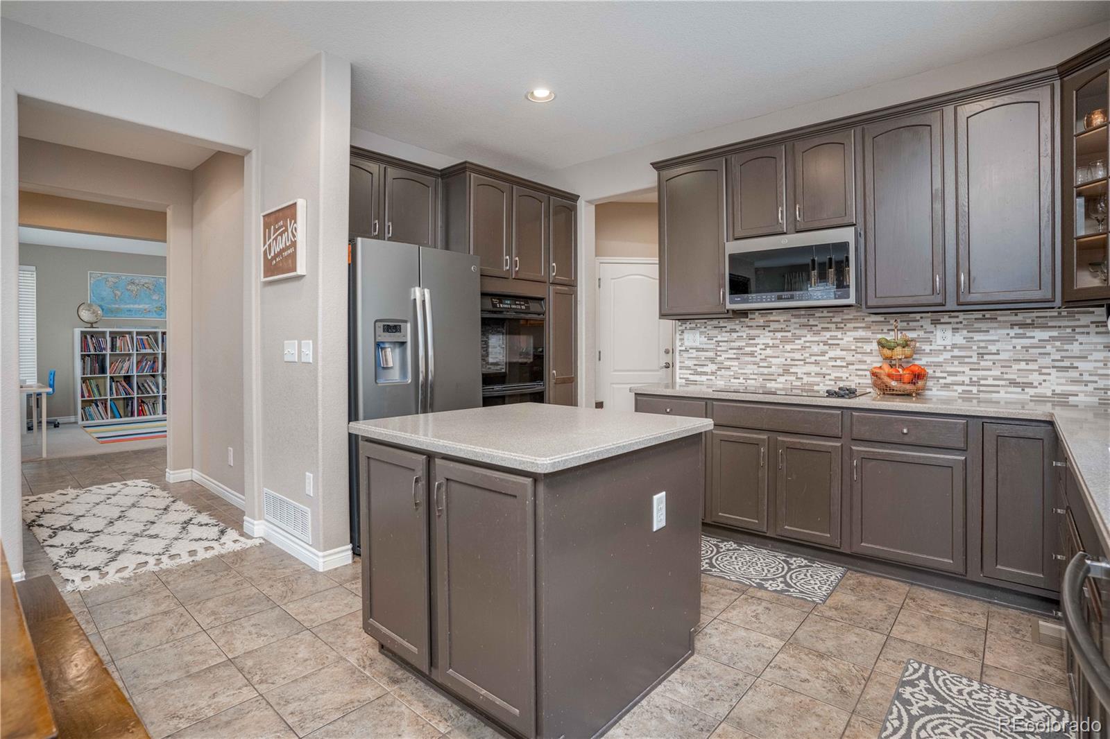 10795 Huntwick Street Highlands Ranch, CO 80130 - Photo 10 of 40 Gallery Image 10