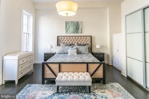 $4,700 | 1508 Pine Street, Unit A, Philadelphia, PA 19102