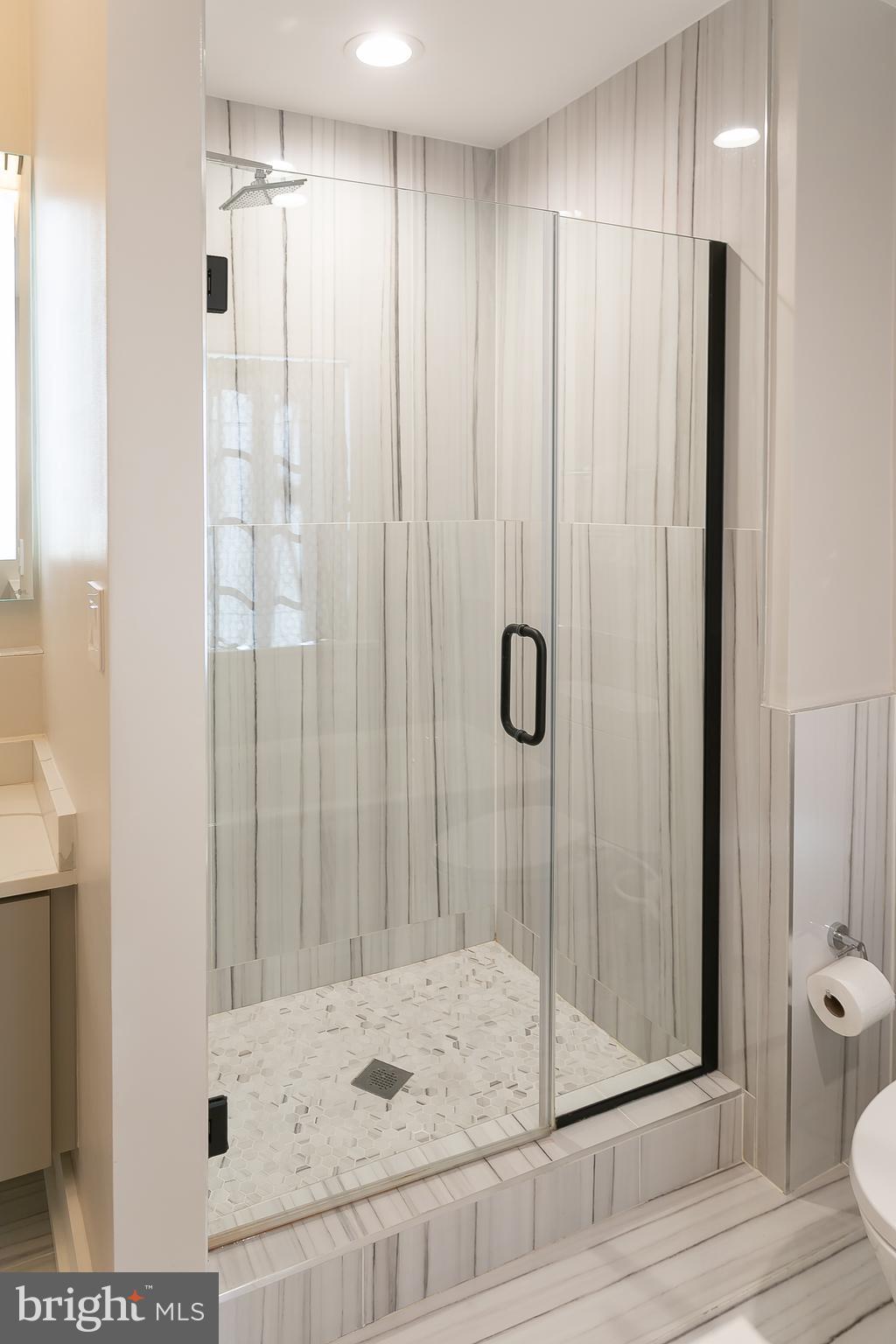 1508 Pine Street, Unit A Philadelphia, PA 19102 - Photo 21 of 45