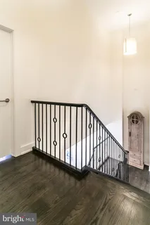 $4,700 | 1508 Pine Street, Unit A, Philadelphia, PA 19102