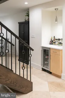 $4,700 | 1508 Pine Street, Unit A, Philadelphia, PA 19102