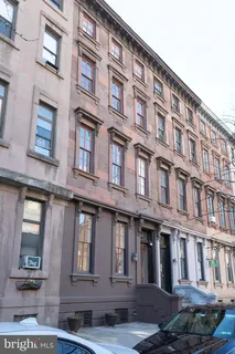 $4,700 | 1508 Pine Street, Unit A, Philadelphia, PA 19102