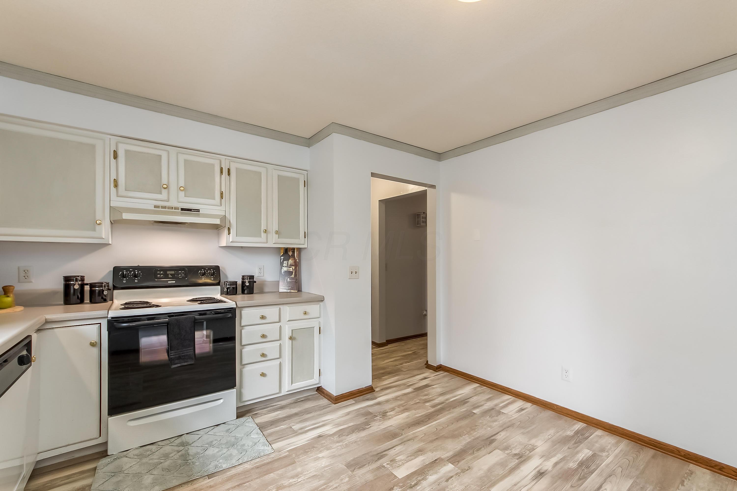 1479 Naughtingham Road Newark, OH 43055 - Photo 8 of 25 Gallery Image 8