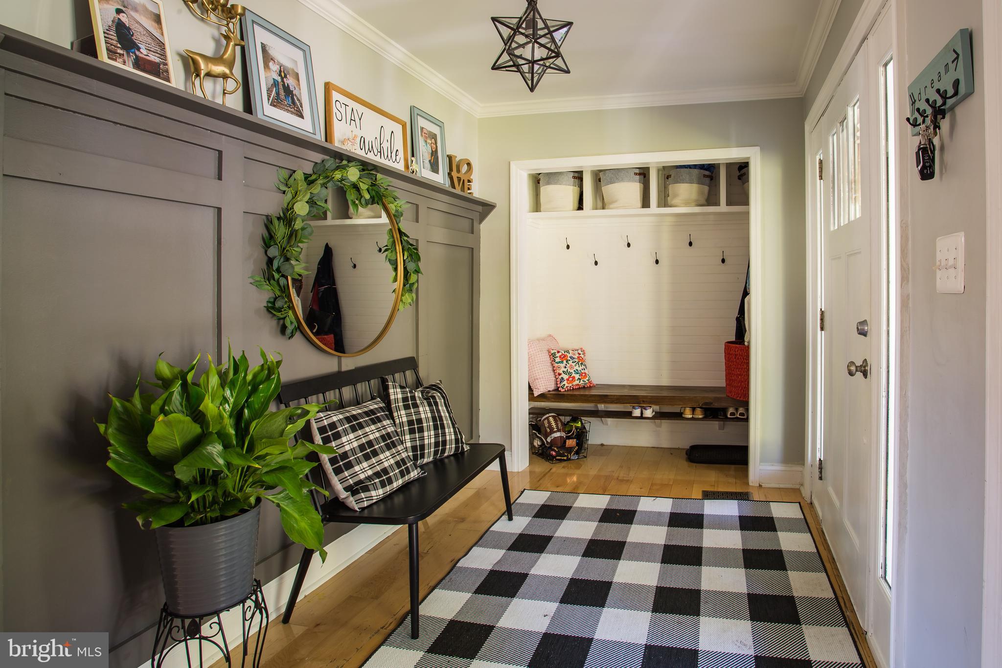 276 Deerhaven Road Front Royal, VA 22630 - Photo 4 of 35