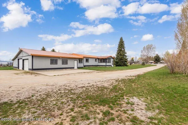 $725,000 | 861 Highway 33, Tetonia, ID 83452