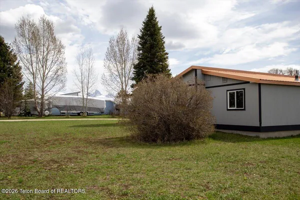 $725,000 | 861 Highway 33, Tetonia, ID 83452
