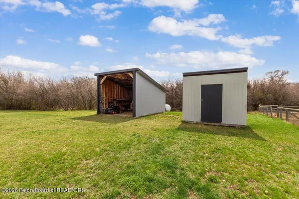 $725,000 | 861 Highway 33, Tetonia, ID 83452