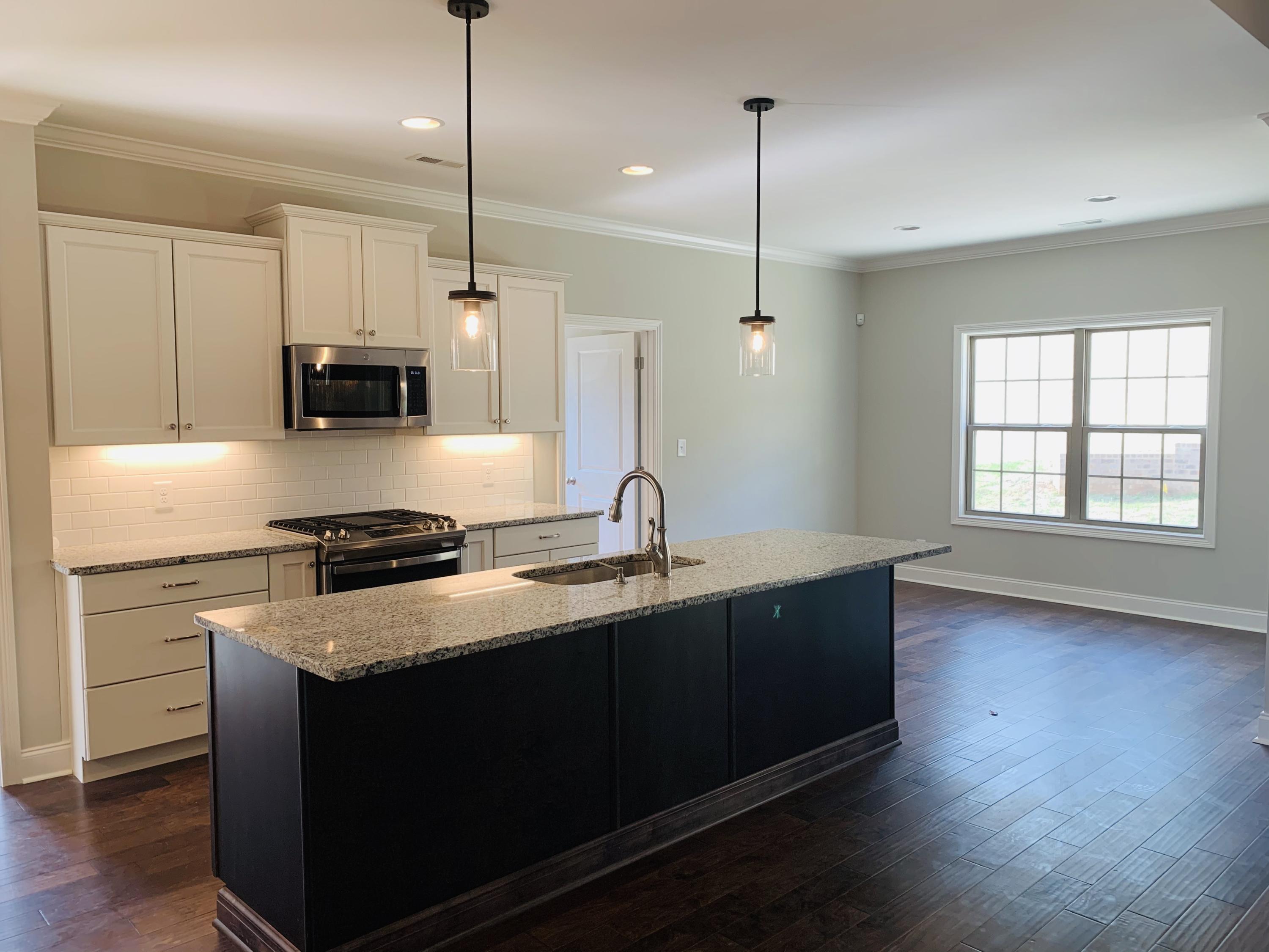 2026 Mystic Ridge Road Knoxville, TN 37922 - Photo 7 of 20 Kitchen