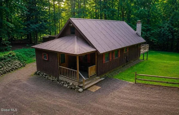 $225,000 | 259 Hart Road, Ephratah, NY 13452