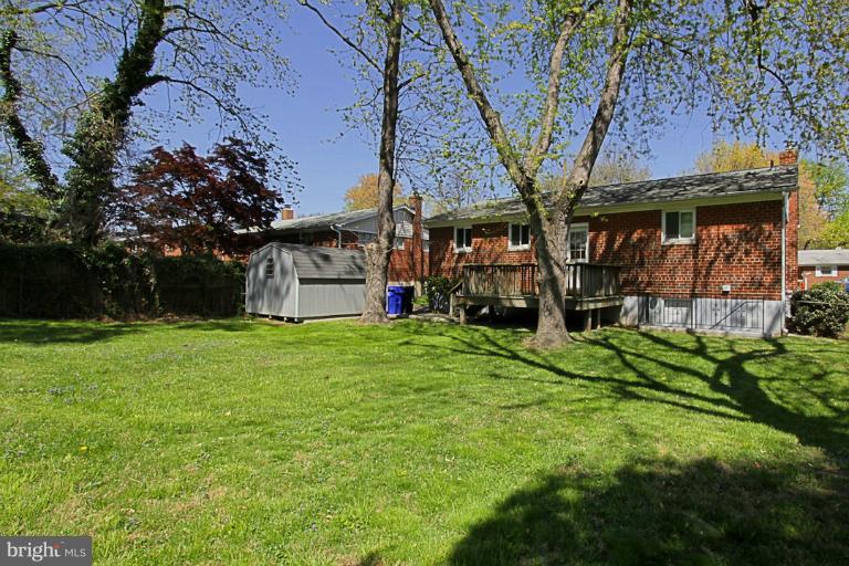 11116 Rock Road Rockville, MD 20852 - Photo 4 of 20 Exterior (Rear)