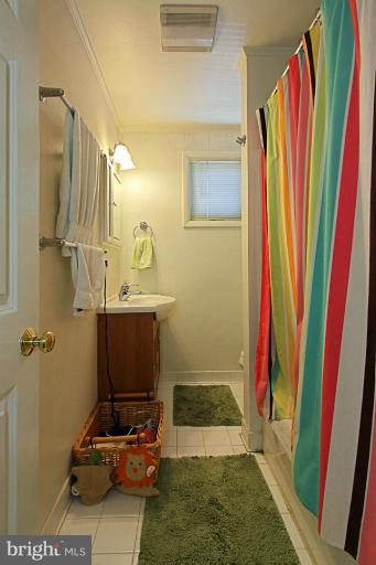 11116 Rock Road Rockville, MD 20852 - Photo 7 of 20 Bath