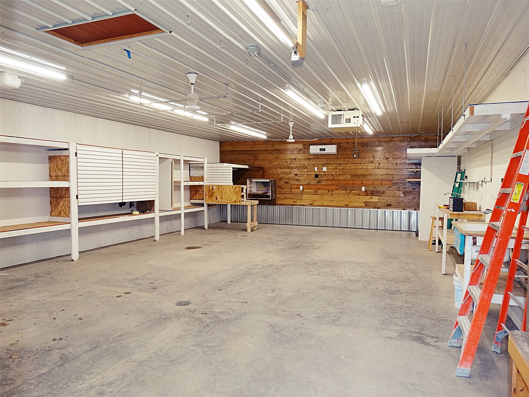 812 East Barker Street Rice Lake, WI 54868 - Photo 7 of 31 Beautiful finished shop/storage building