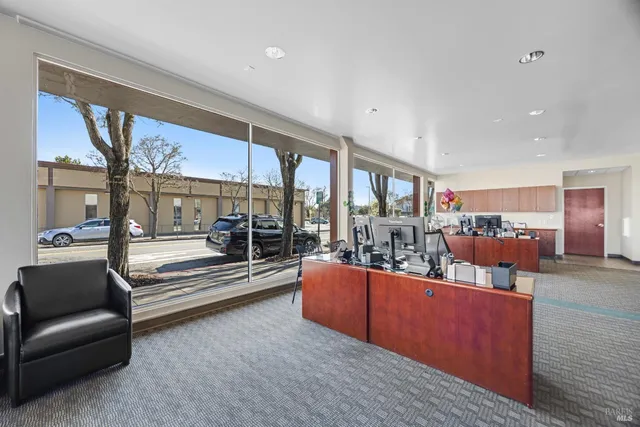 $2,199,000 | 201 Western Avenue, Petaluma, CA 94952