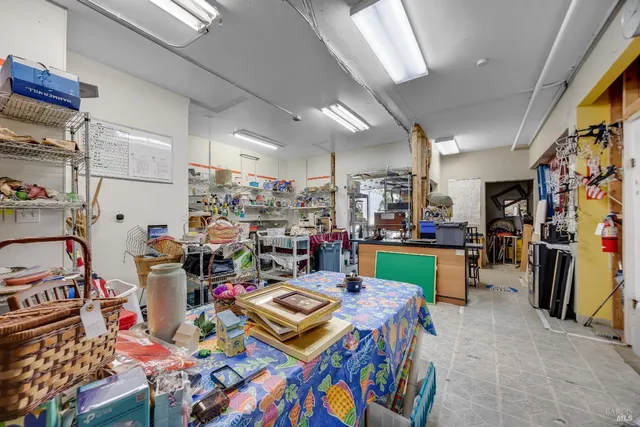 $2,199,000 | 201 Western Avenue, Petaluma, CA 94952