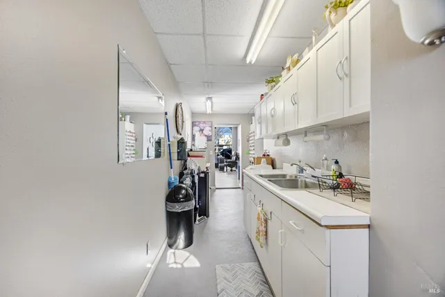 $2,199,000 | 201 Western Avenue, Petaluma, CA 94952