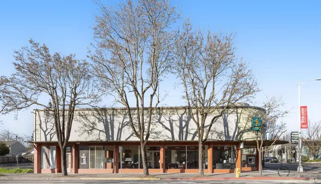 $2,199,000 | 201 Western Avenue, Petaluma, CA 94952