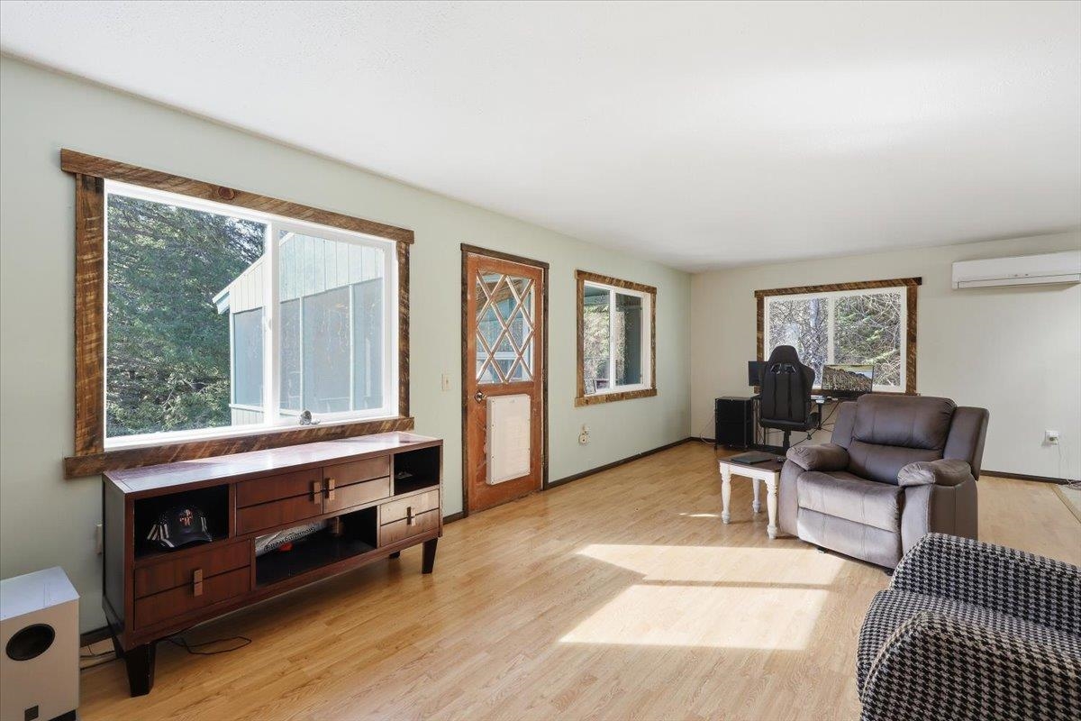 2541 Nicholson Road Elk, WA 99009 - Photo 11 of 36 Gallery Image 11
