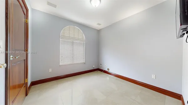 $6,700,000 | 1131 Stillwater Drive, Miami Beach, FL 33141