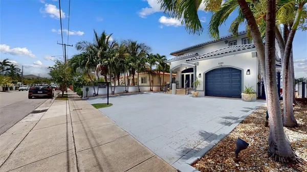 $6,700,000 | 1131 Stillwater Drive, Miami Beach, FL 33141