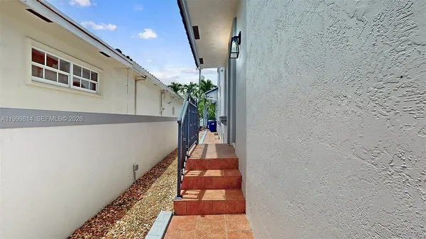 $6,700,000 | 1131 Stillwater Drive, Miami Beach, FL 33141