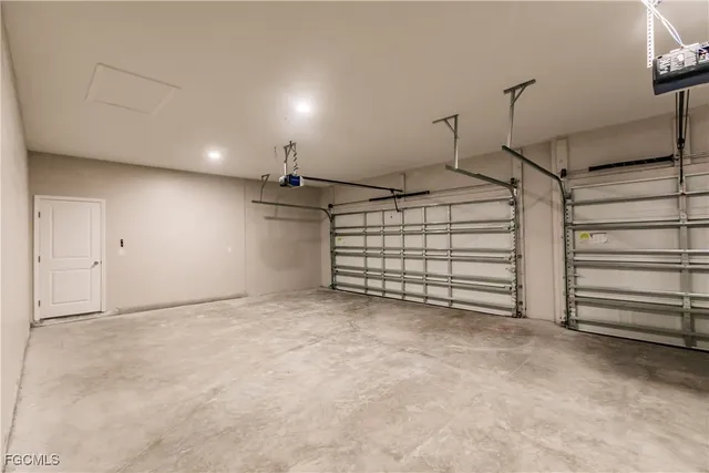 $2,450 | 303 Northwest 3rd Place, Cape Coral, FL 33993