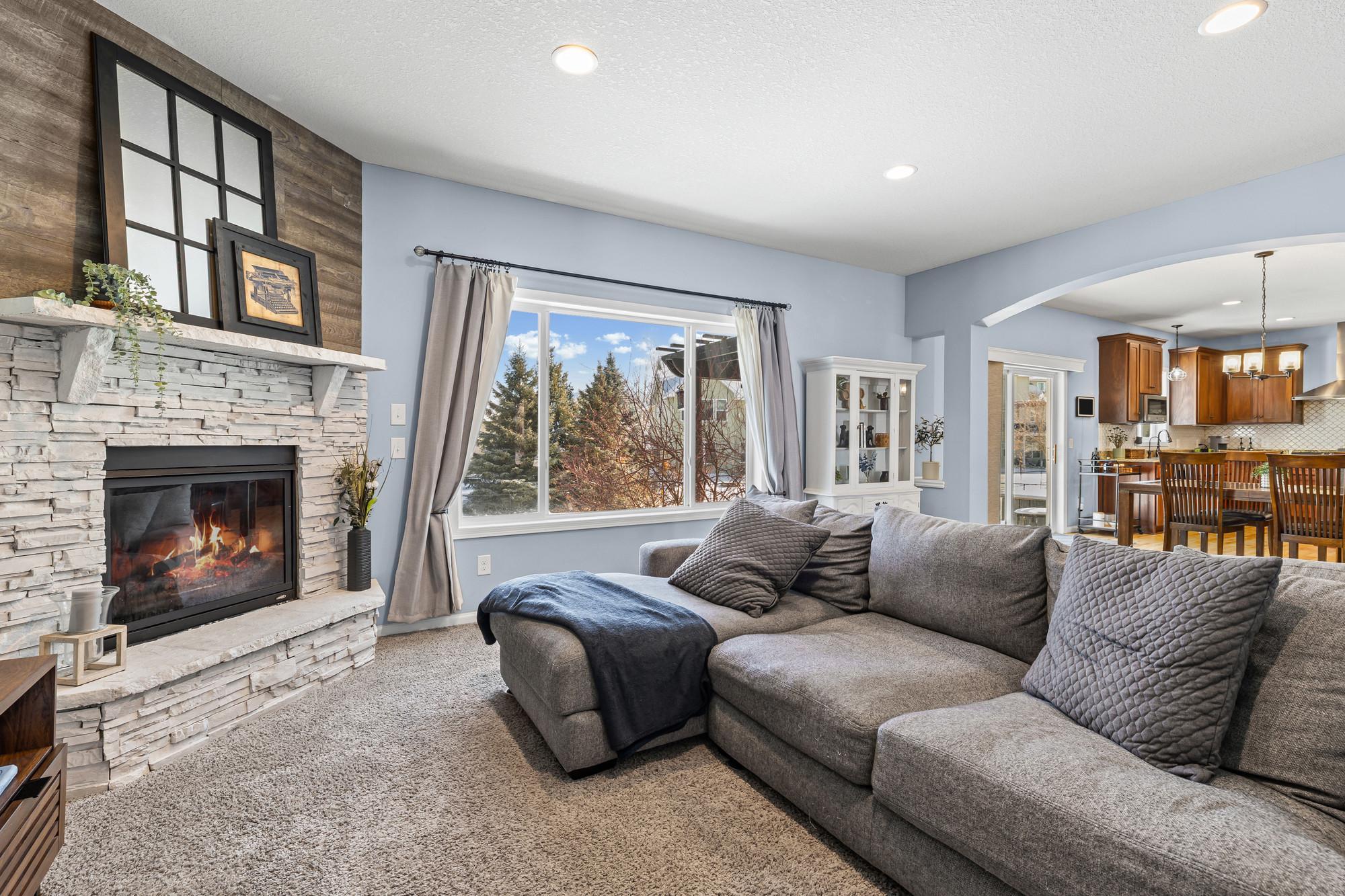 9635 Dunes Lane Cottage Grove, MN 55016 - Photo 5 of 51