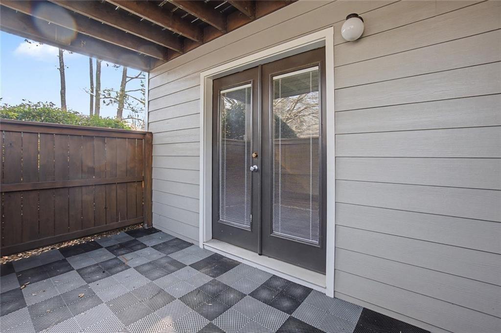 319 Park Ridge Circle Marietta, GA 30068 - Photo 10 of 32 a view of a entrance gate of the house