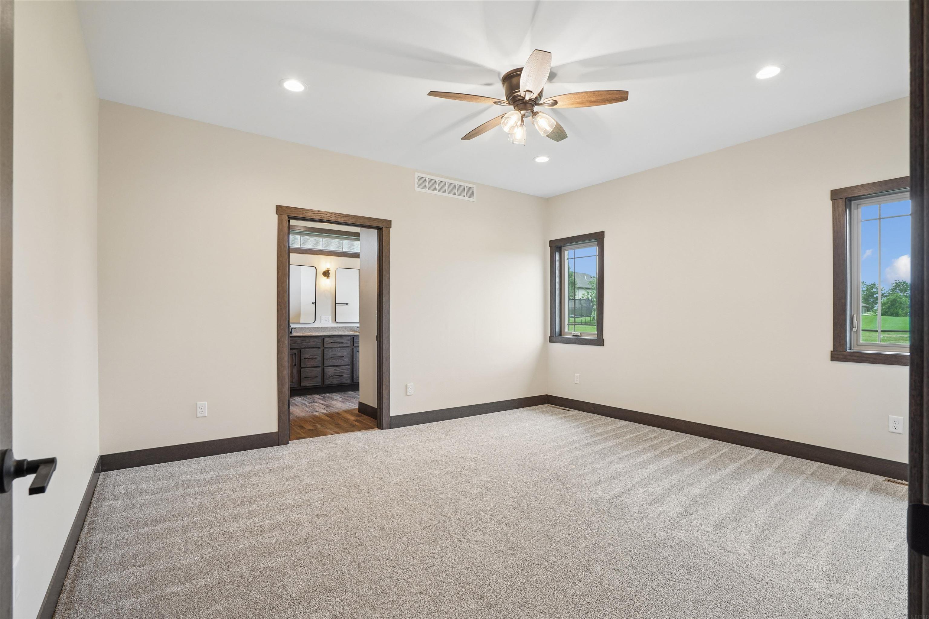 111 Countryside Road Luana, IA 52156 - Photo 21 of 37 Gallery Image 21