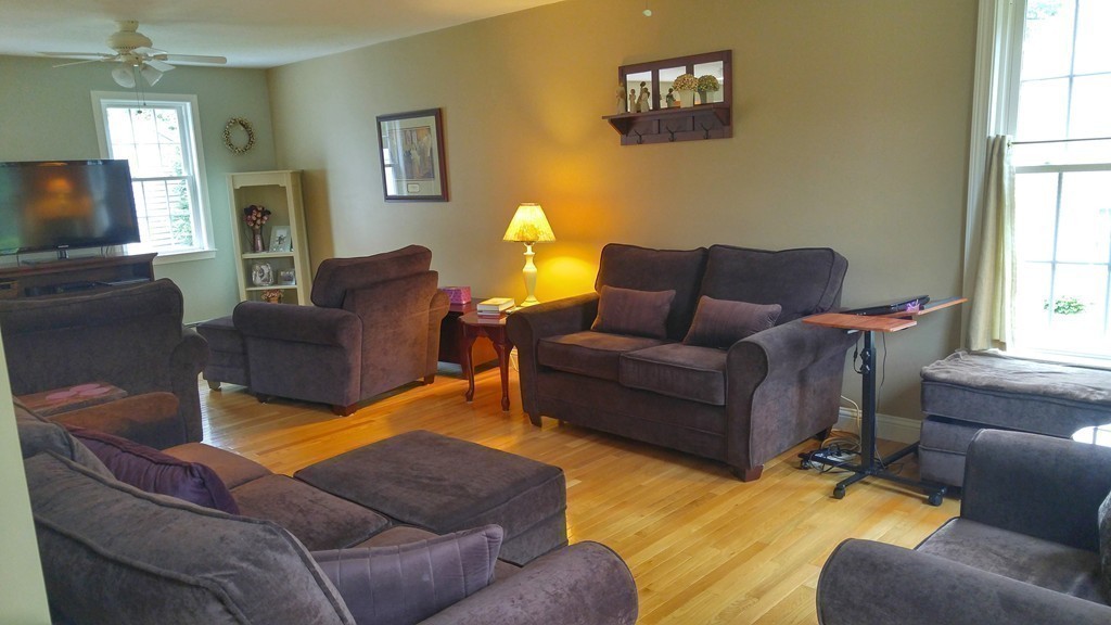110 1/2 Middleboro Road Freetown, MA 02717 - Photo 11 of 28