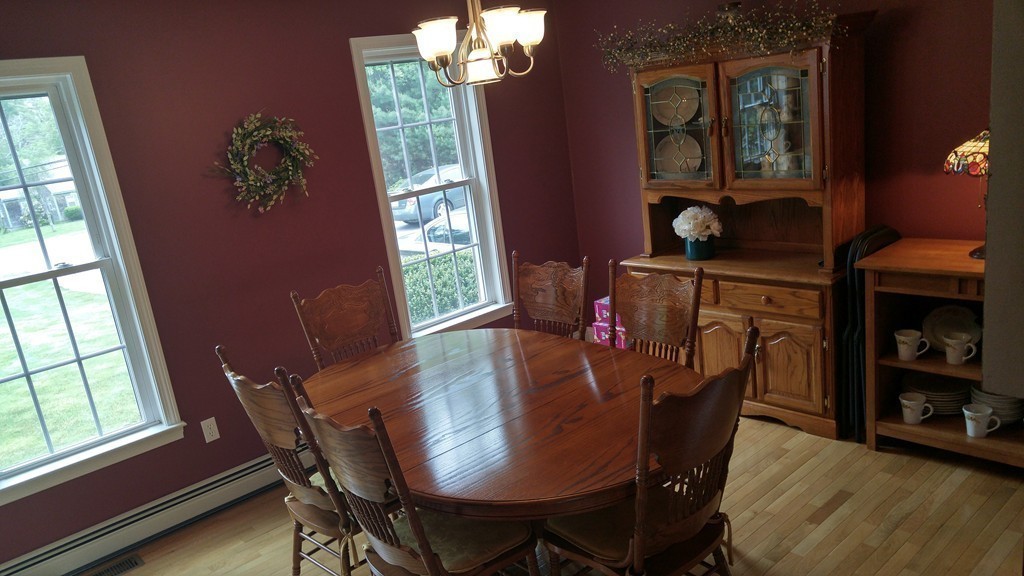 110 1/2 Middleboro Road Freetown, MA 02717 - Photo 8 of 28