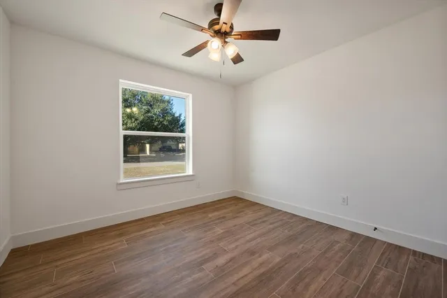 $274,000 | 520 Northwest Charlyne Drive, Burleson, TX 76028