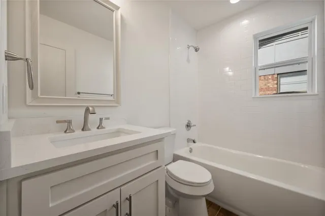 $274,000 | 520 Northwest Charlyne Drive, Burleson, TX 76028