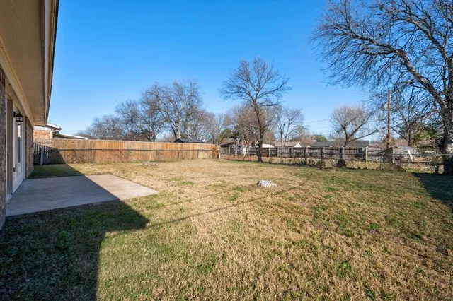 $274,000 | 520 Northwest Charlyne Drive, Burleson, TX 76028