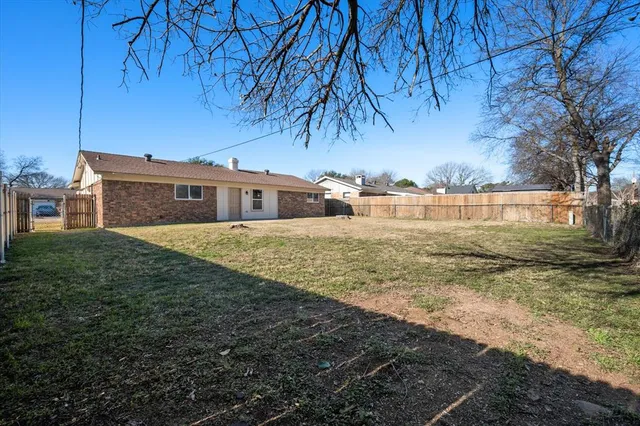 $274,000 | 520 Northwest Charlyne Drive, Burleson, TX 76028