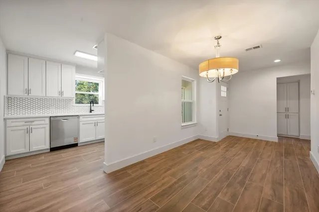 $274,000 | 520 Northwest Charlyne Drive, Burleson, TX 76028