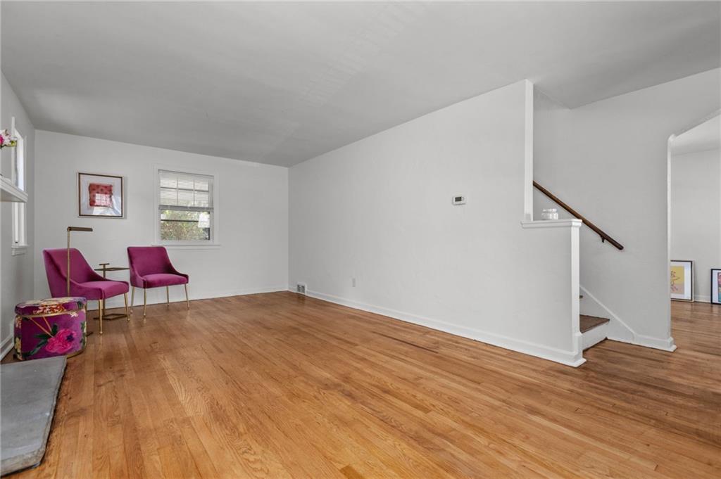 255 Gilkeson Road Pittsburgh, PA 15228 - Photo 4 of 27