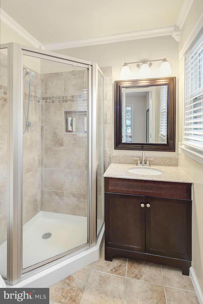 2561 Mountain View Road Stafford, VA 22556 - Photo 15 of 28 Bath (Master)