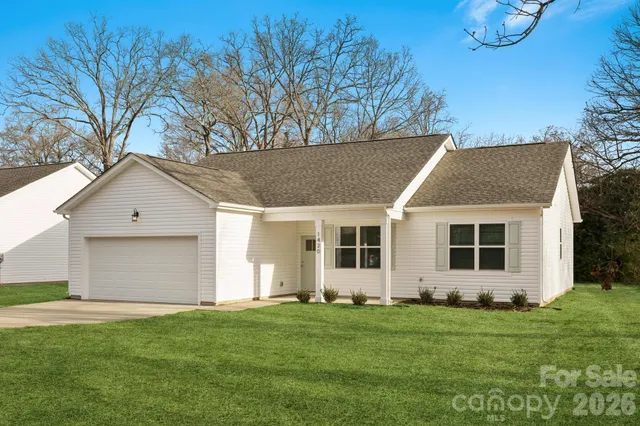 $334,950 | 1420 North Charlotte Avenue, Monroe, NC 28110