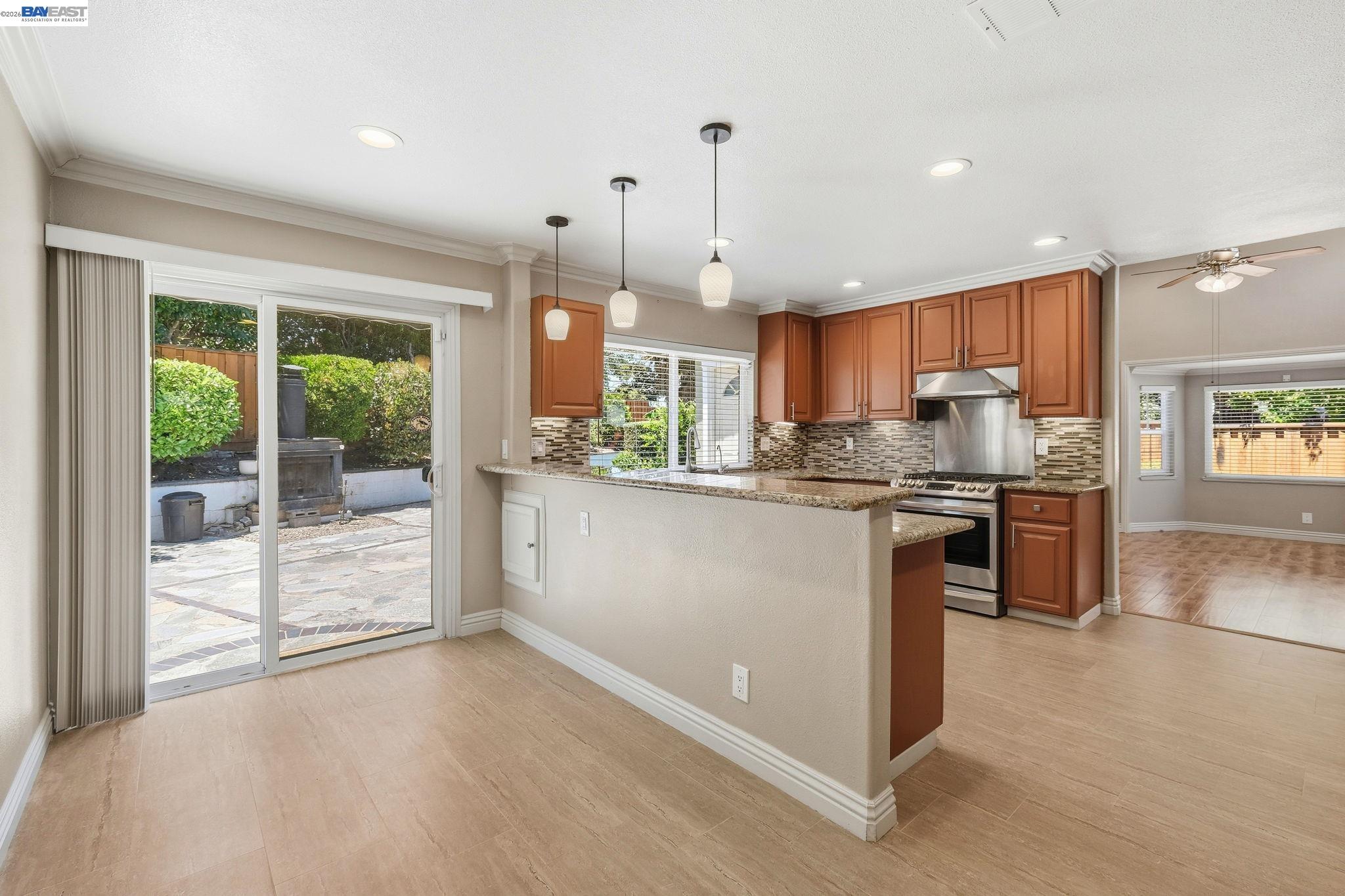 325 Goshen Court San Ramon, CA 94583 - Photo 5 of 41