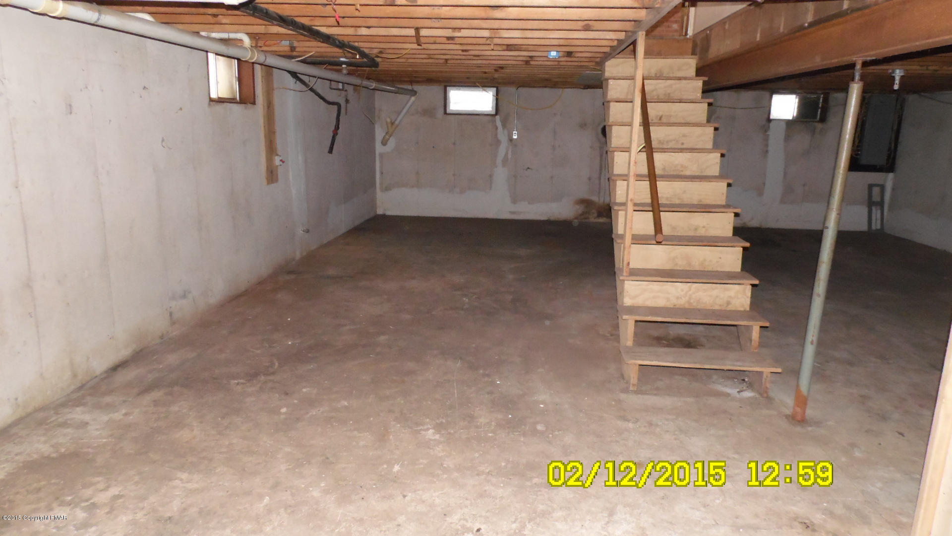 182 Lake Quinn Road Waymart, PA 18472 - Photo 8 of 8 SAM_1355