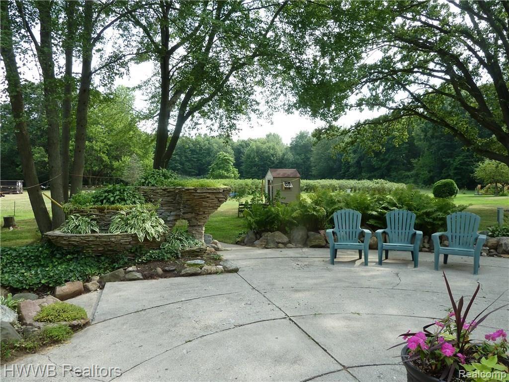 38093 Judd Road Belleville, MI 48111 - Photo 39 of 43