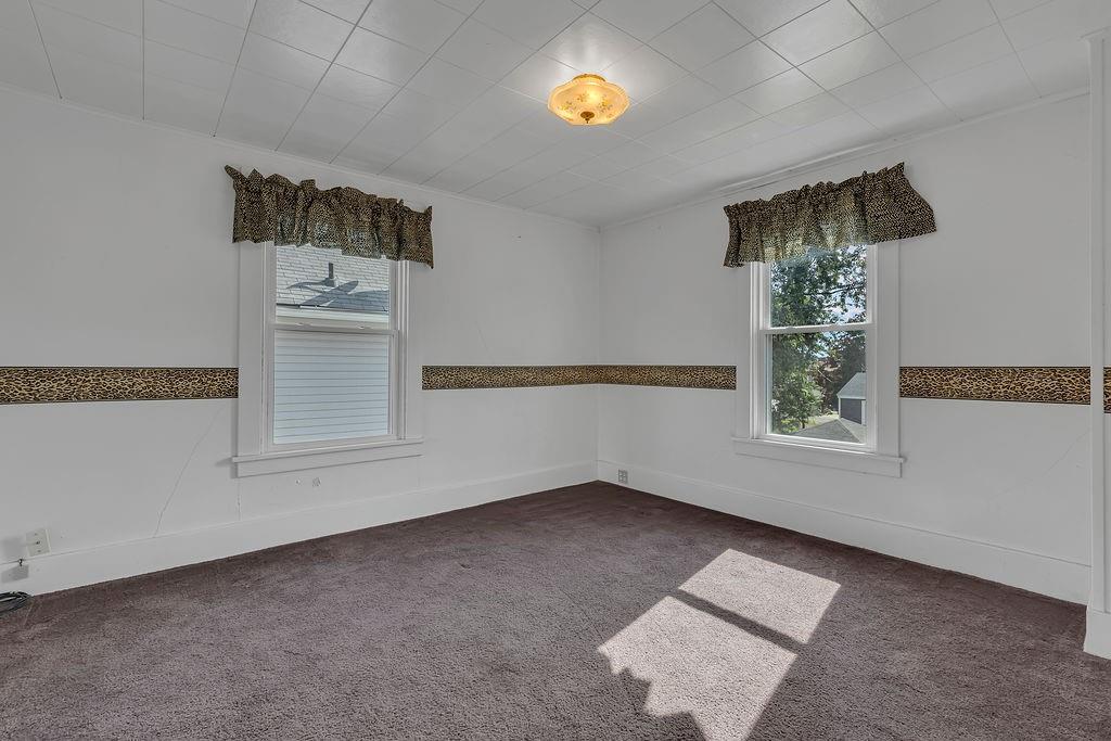 370 Ohio Avenue Rochester, PA 15074 - Photo 22 of 31 Bedroom 2